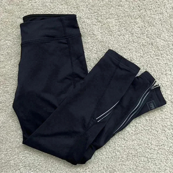 REI Leggings Womens Small Petite Outdoor Mid Rise Ankle Zip Back Pocket Stretch - Picture 1 of 16